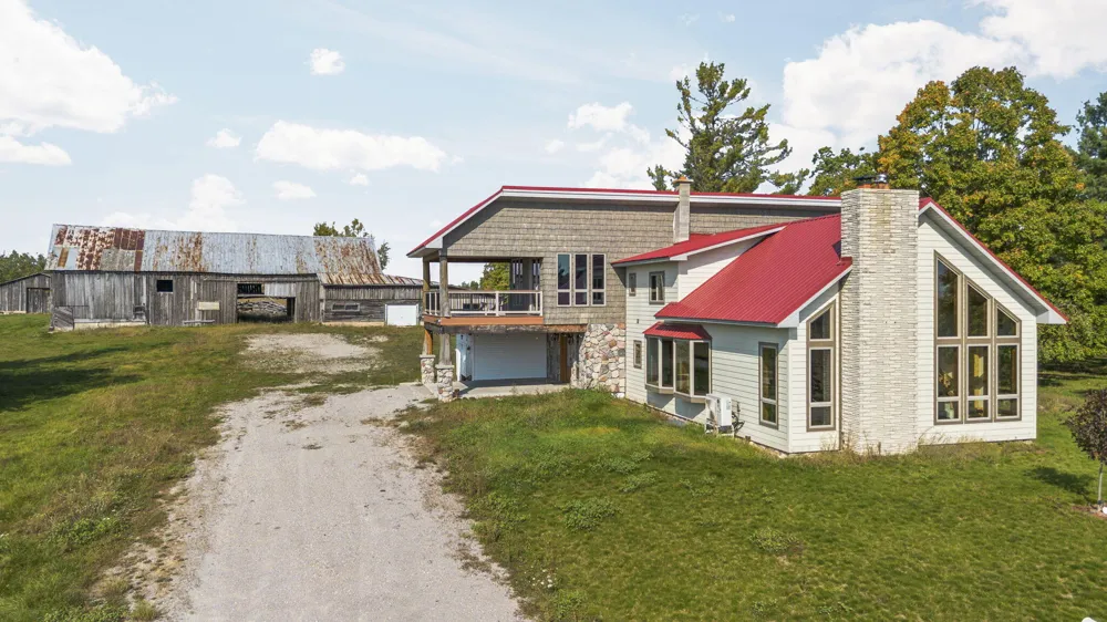 3494 W Wilk Highway Hawks, MI 49743