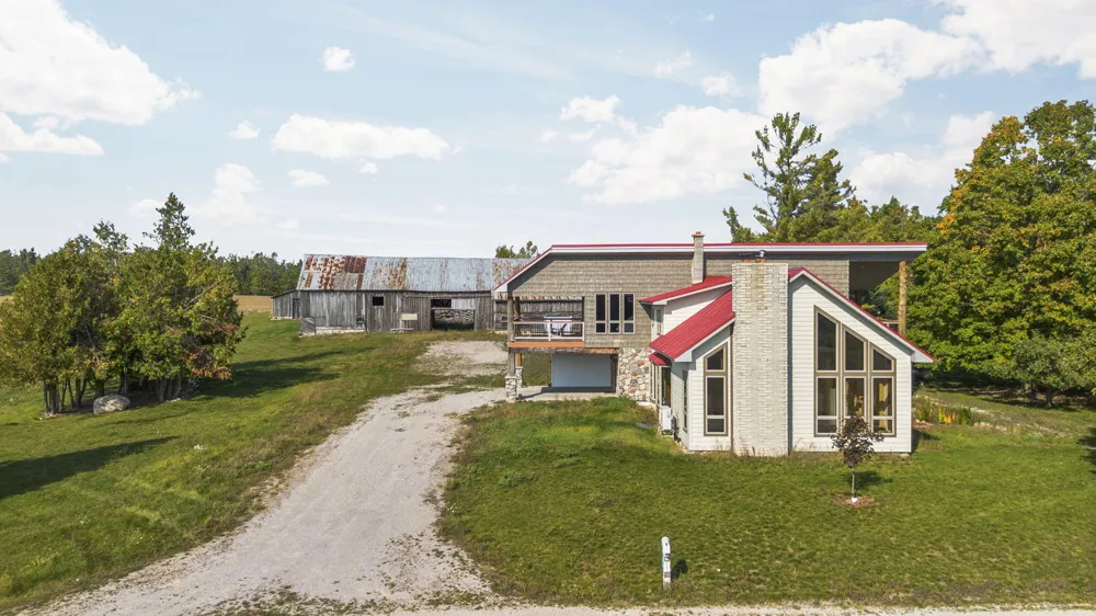 3494 W Wilk Highway Hawks, MI 49743