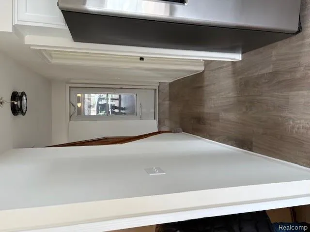 210 Rosebud Street Walled Lake City, MI 48390