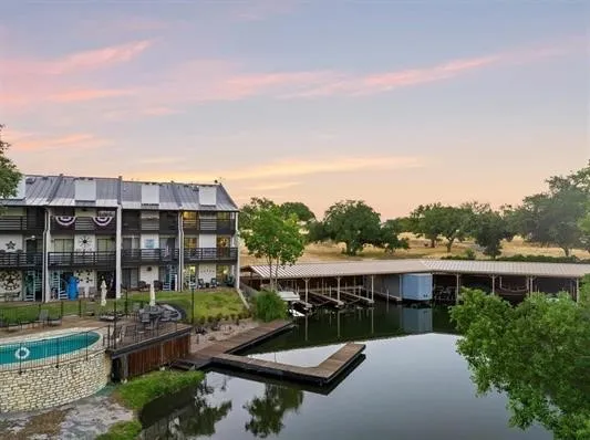 402 Lost Echo #8 Horseshoe Bay, TX 78657