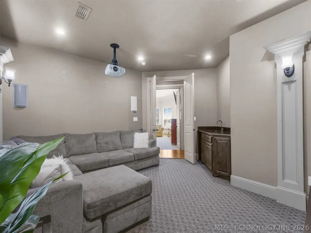 22533 Front Nine Thackerville, OK 73459