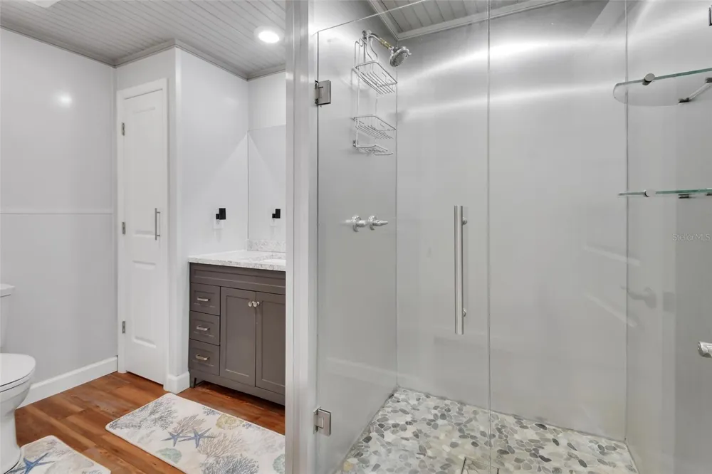 4611 GRAND AVENUE De Leon Springs, FL 32130