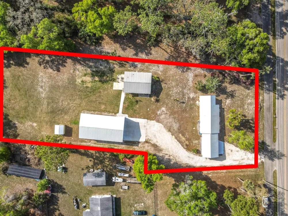 4611 GRAND AVENUE De Leon Springs, FL 32130