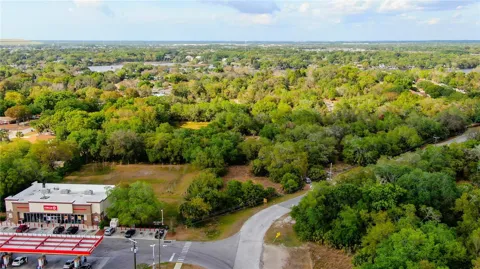 9236-9248,9234 OLD GIBSONTON DRIVE