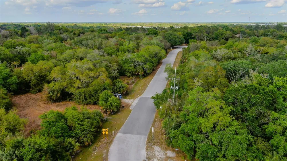 9236-9248,9234 OLD GIBSONTON DRIVE Gibsonton, FL 33534