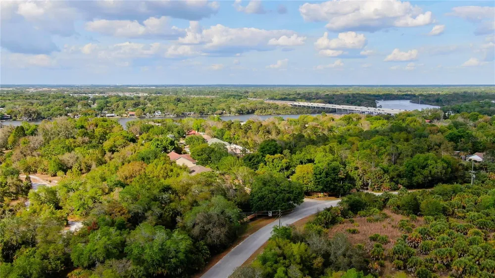 9236-9248,9234 OLD GIBSONTON DRIVE Gibsonton, FL 33534