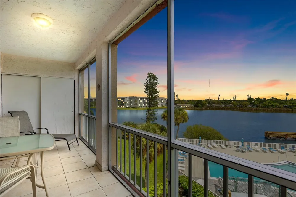 3959 LAKE BAYSHORE DRIVE #F 412 Bradenton, FL 34205