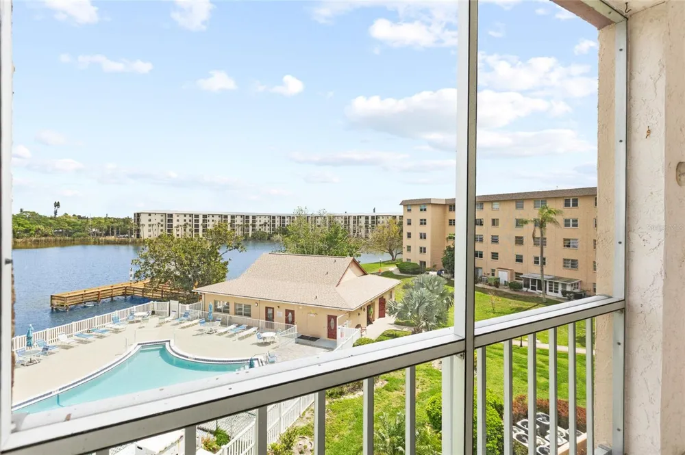 3959 LAKE BAYSHORE DRIVE #F 412 Bradenton, FL 34205