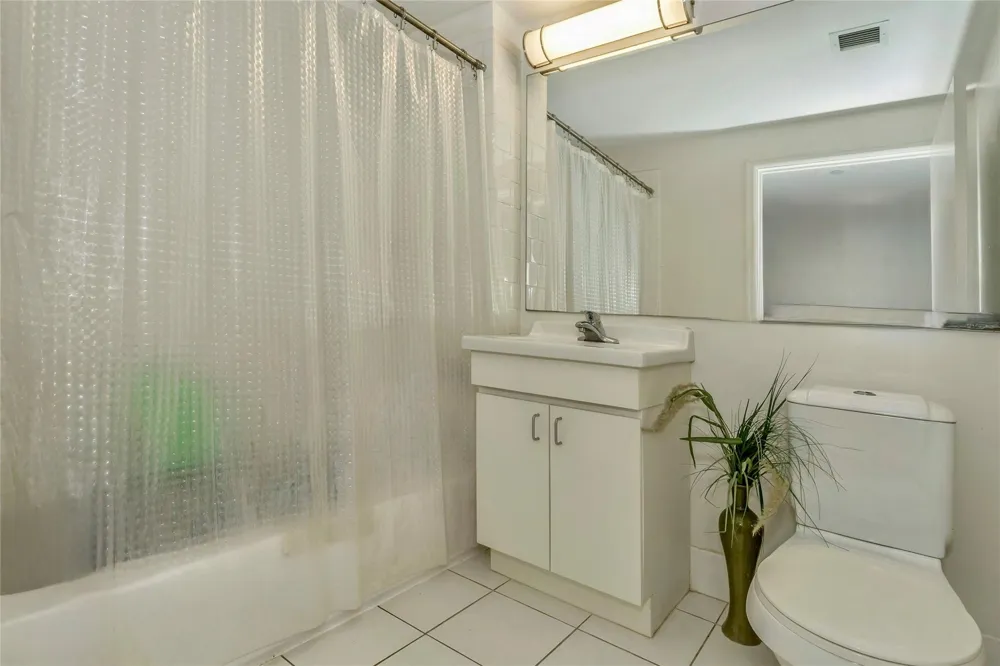1885 Lexington Avenue #5B New York (Manhattan), NY 10035