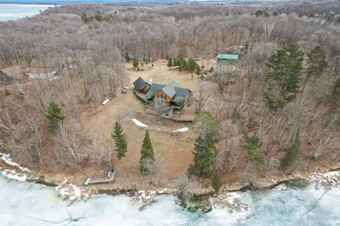 44148 Ida's Road