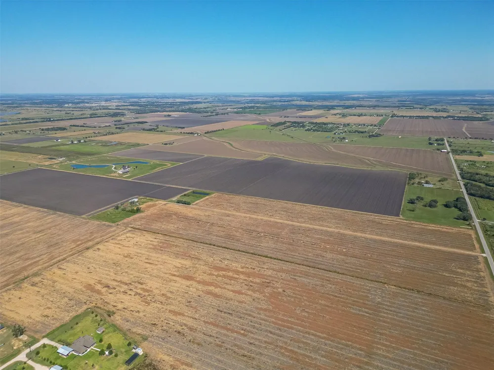16631 Baker Cr 522 Road Guy, TX 77444