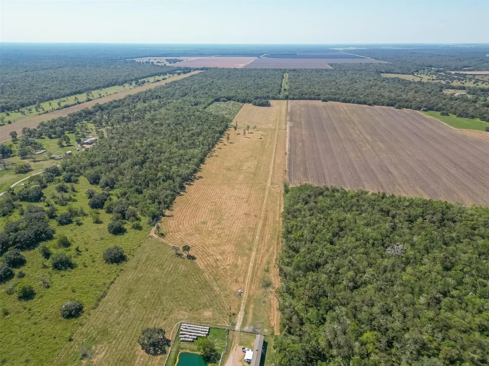 16631 Baker Cr 522 Road Guy, TX 77444