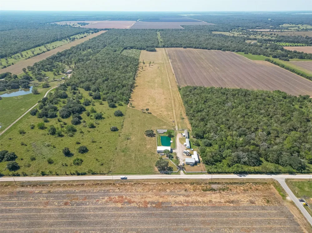 16631 Baker Cr 522 Road Guy, TX 77444