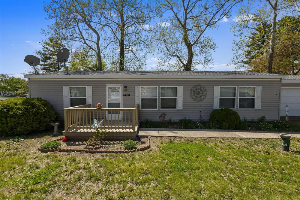 6468 Bedford Bay Court Monon, IN 47959