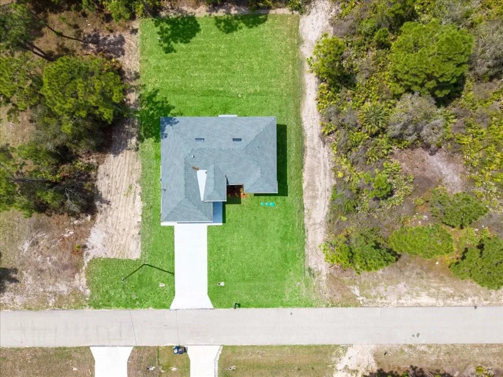724 DRURY AVENUE Lehigh Acres, FL 33974