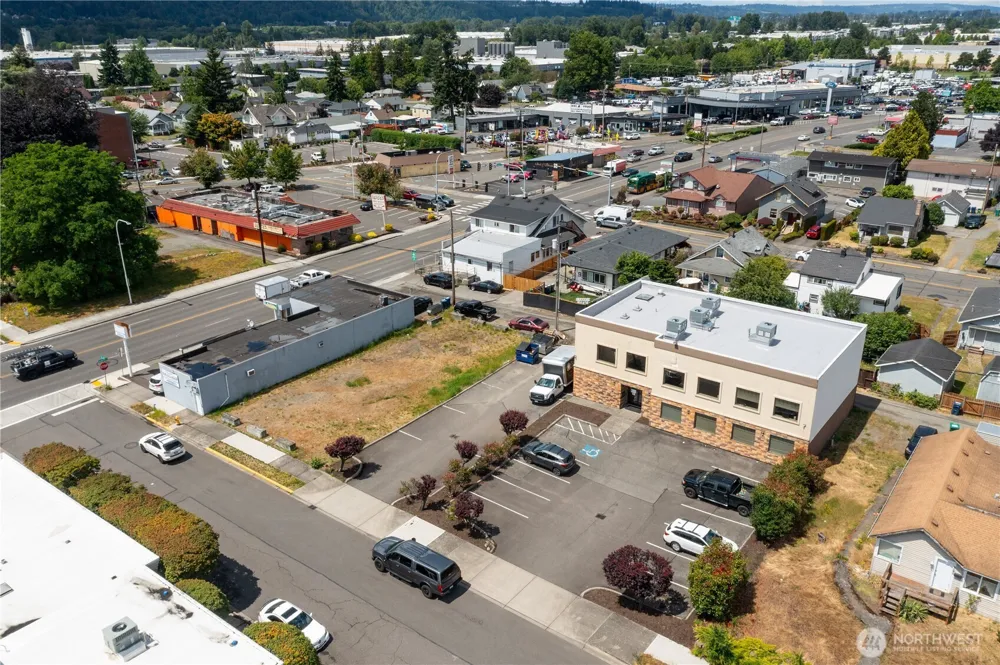 3073 3rd Street NE Auburn, WA 98002