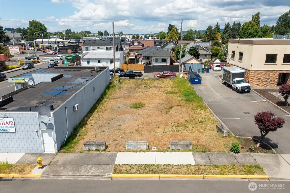 3073 3rd Street NE Auburn, WA 98002