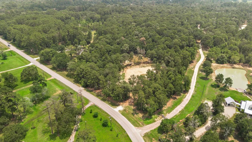 28171 Joseph Road Hockley, TX 77447