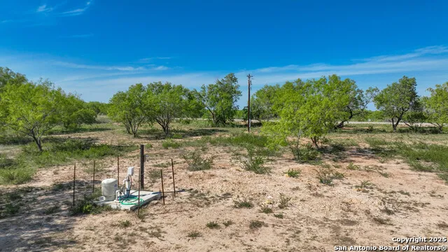 2004 CR 3000 Pearsall, TX 78061
