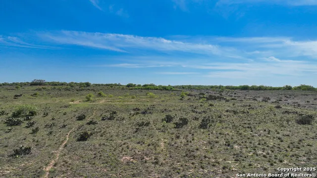 2004 CR 3000 Pearsall, TX 78061