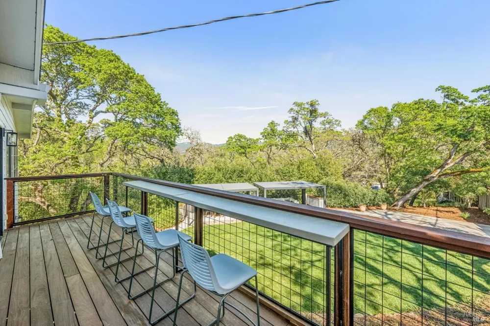 1143 Hill Road Glen Ellen, CA 95442
