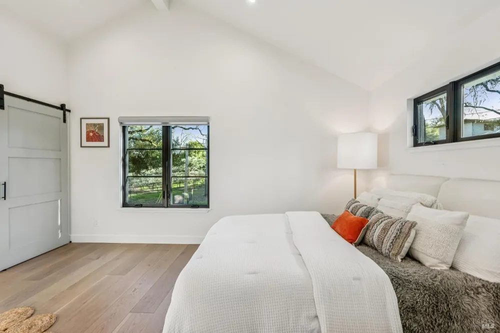 1143 Hill Road Glen Ellen, CA 95442