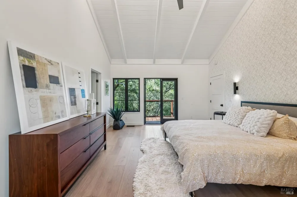 1143 Hill Road Glen Ellen, CA 95442