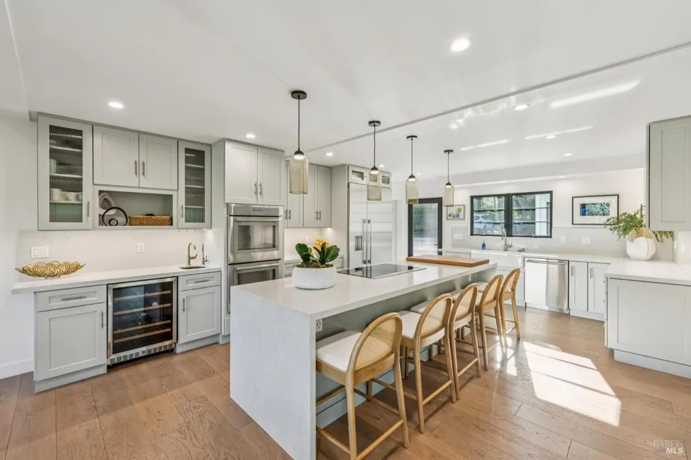 1143 Hill Road Glen Ellen, CA 95442