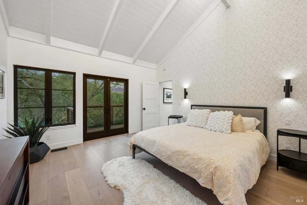 1143 Hill Road Glen Ellen, CA 95442