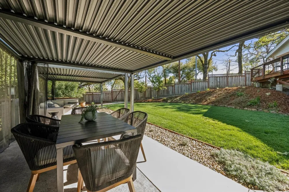 1143 Hill Road Glen Ellen, CA 95442