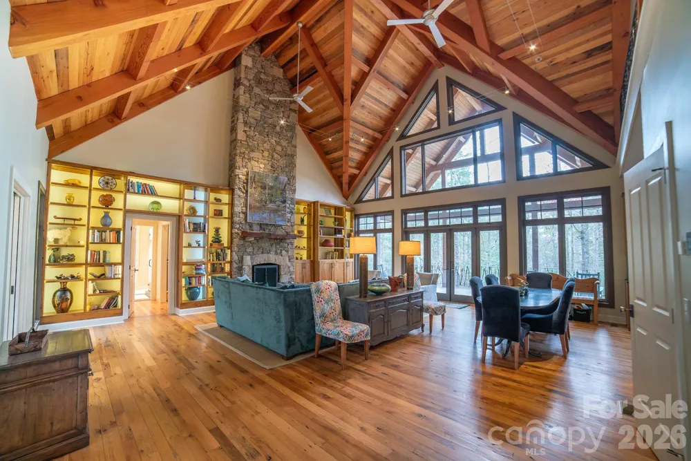 2186 Long Rifle Ridge Road Nebo, NC 28761