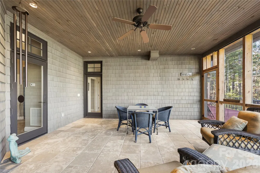 2186 Long Rifle Ridge Road Nebo, NC 28761