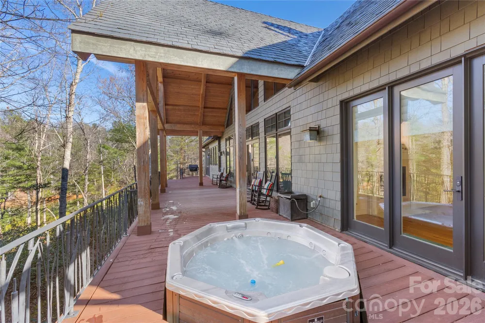 2186 Long Rifle Ridge Road Nebo, NC 28761