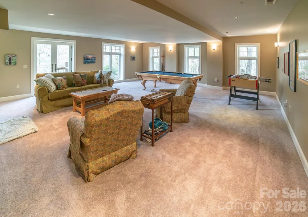 2186 Long Rifle Ridge Road Nebo, NC 28761