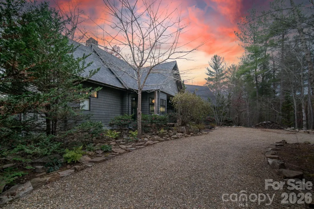 2186 Long Rifle Ridge Road Nebo, NC 28761