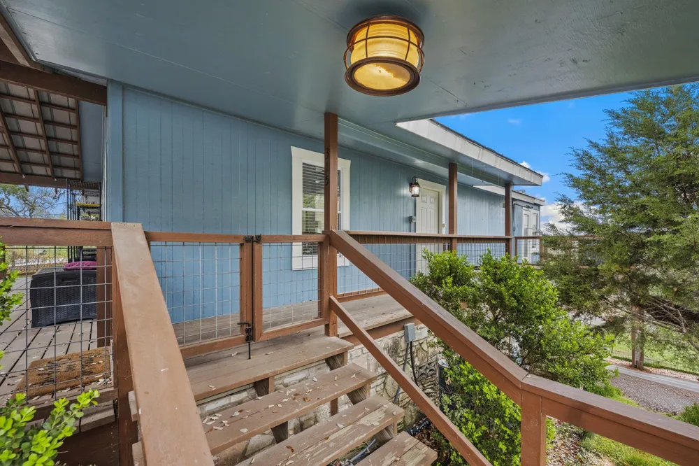 315 Scenic Loop Canyon Lake, TX 78133