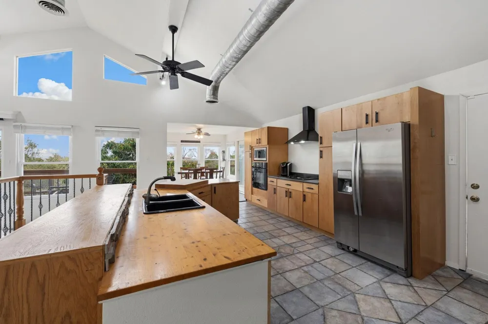 315 Scenic Loop Canyon Lake, TX 78133