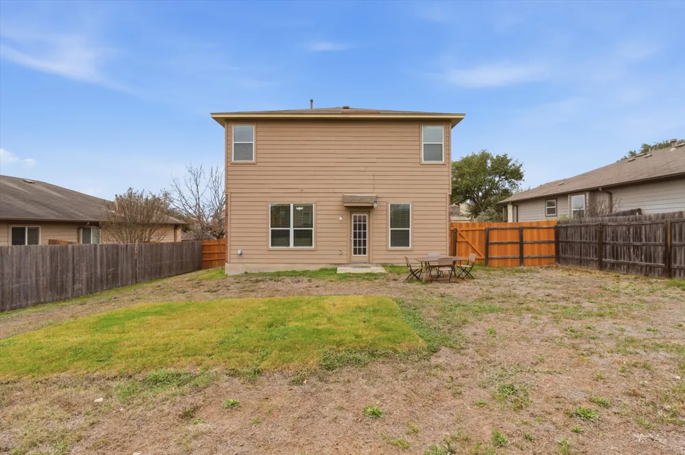 359 Bloomsbury Drive Kyle, TX 78640