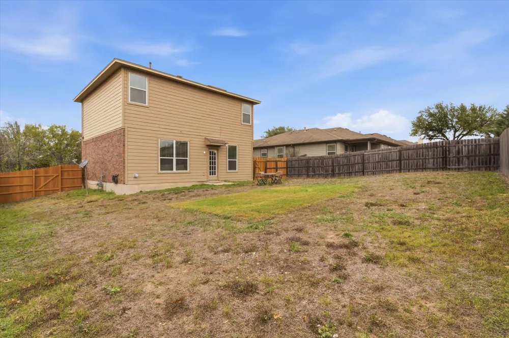 359 Bloomsbury Drive Kyle, TX 78640