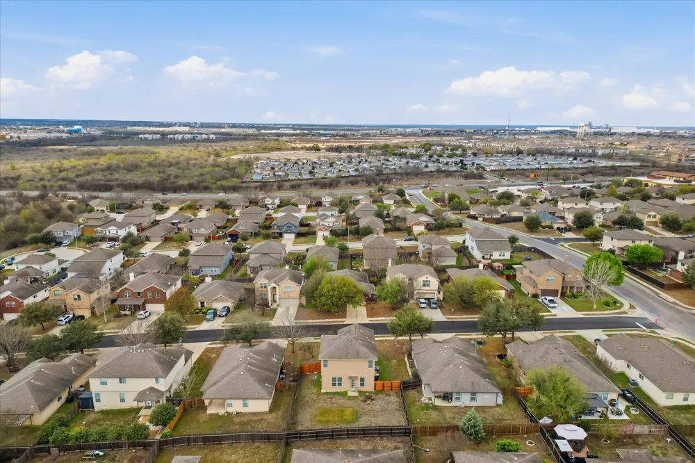 359 Bloomsbury Drive Kyle, TX 78640