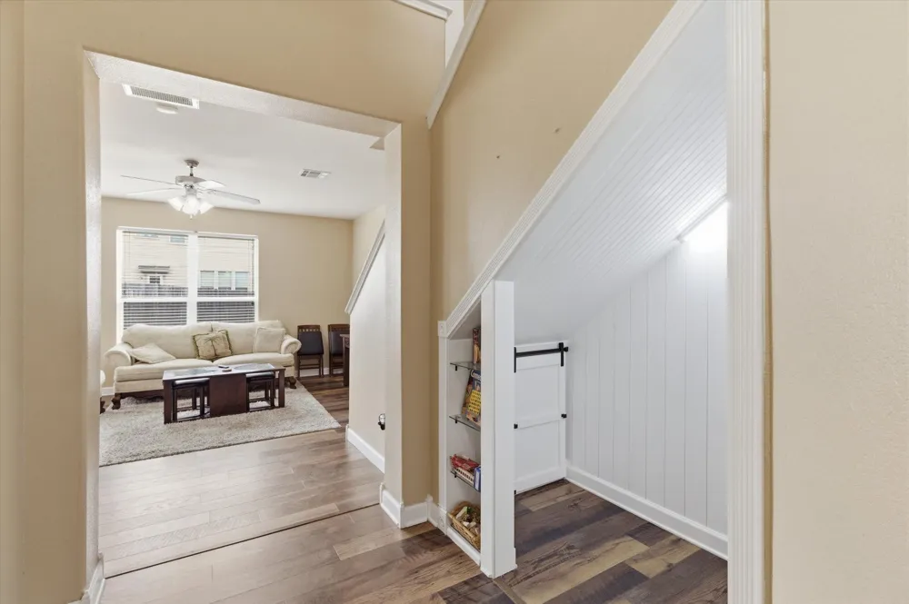 359 Bloomsbury Drive Kyle, TX 78640