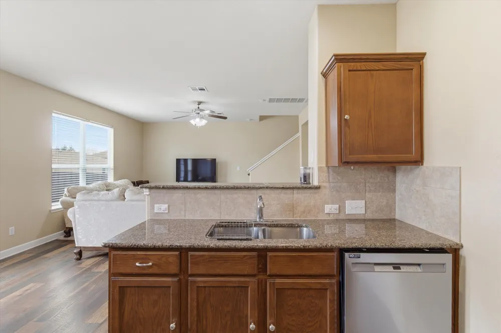 359 Bloomsbury Drive Kyle, TX 78640