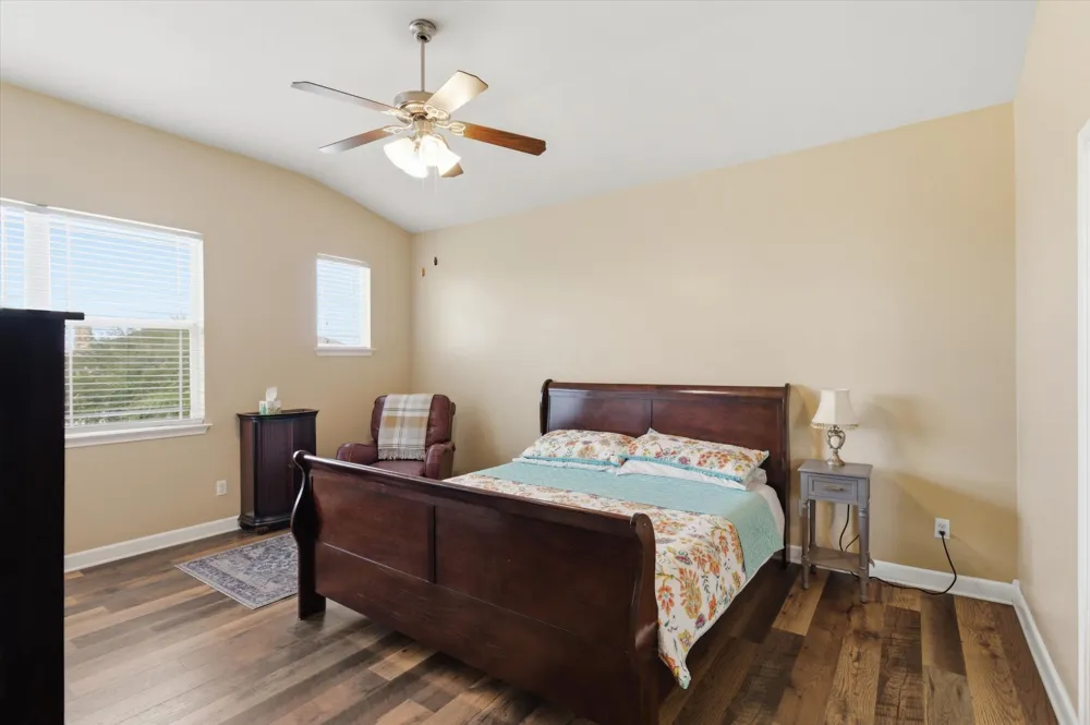 359 Bloomsbury Drive Kyle, TX 78640