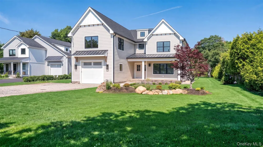 53 S Phillips Avenue Remsenburg, NY 11972