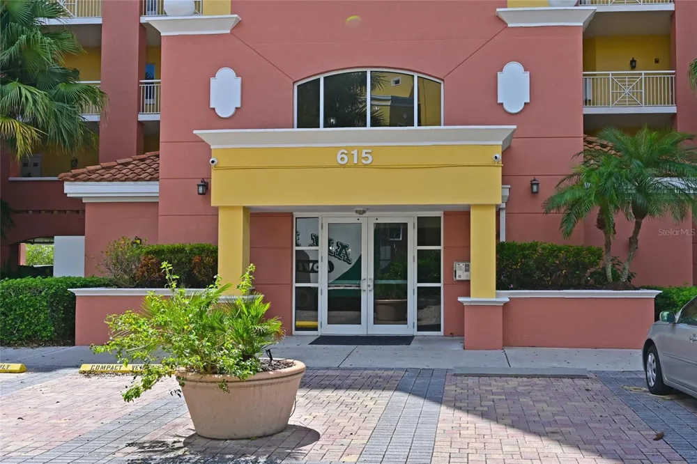 615 RIVIERA DUNES WAY #107 Palmetto, FL 34221