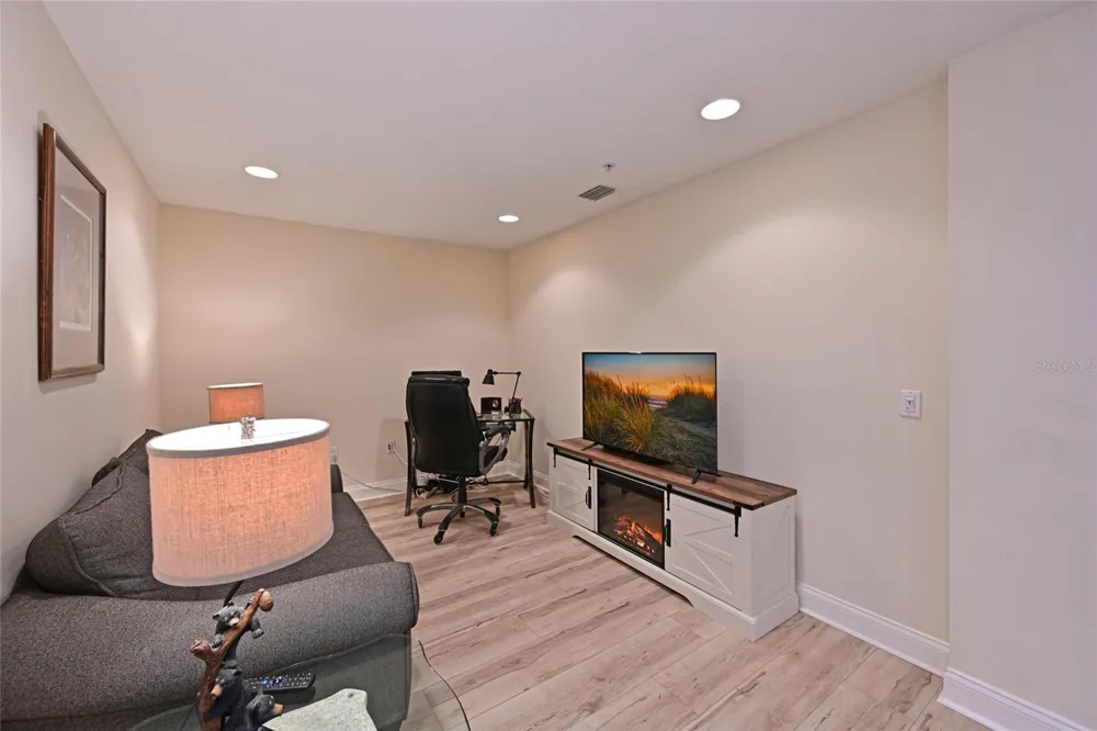 615 RIVIERA DUNES WAY #107 Palmetto, FL 34221