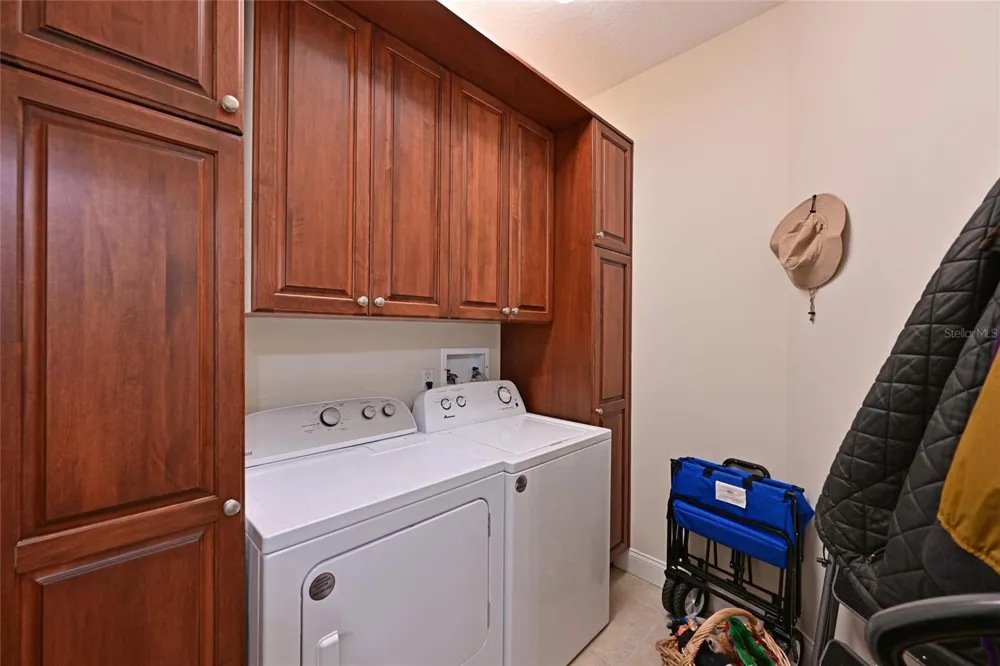 615 RIVIERA DUNES WAY #107 Palmetto, FL 34221