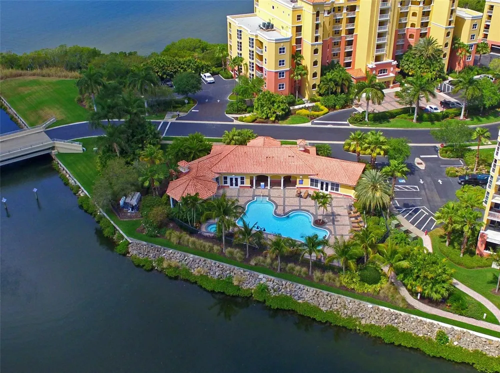 615 RIVIERA DUNES WAY #107 Palmetto, FL 34221