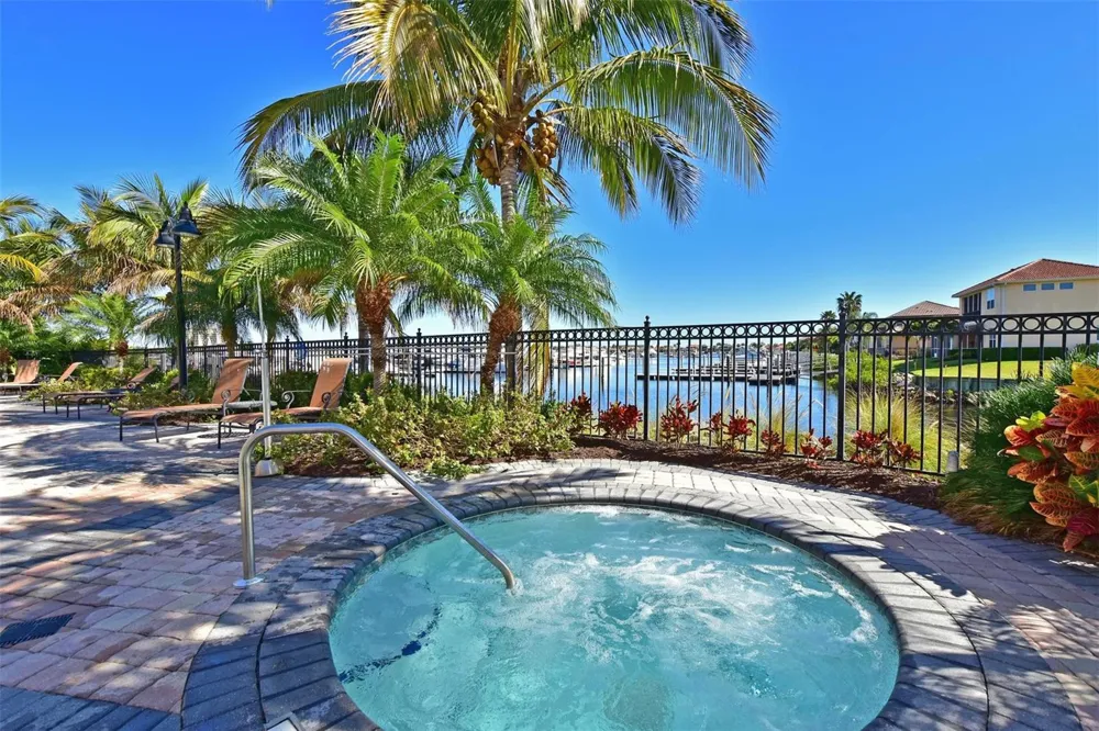 615 RIVIERA DUNES WAY #107 Palmetto, FL 34221