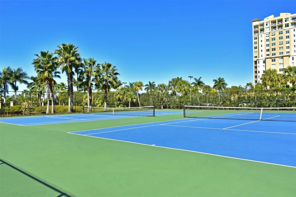 615 RIVIERA DUNES WAY #107 Palmetto, FL 34221